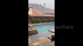 US: Baseball-Sized Hail Batters Central Texas, Damage Reported 2