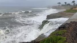 US: High Surf Advisory Issued For California Beaches