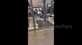 US: Looters Ransack Multiple Stores In Philadelphia’s Center City