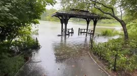 US: Life-Threatening Flooding Hits NYC, State Of Emergency Declared 3