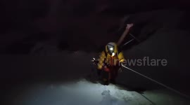 Chinese expedition team reaches Mt. Cho Oyu summit for scientific research