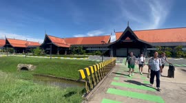 Passengers leave Siem Reap airport ahead of move to remote new location