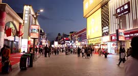 China's Yinchuan embraces tourist influx, booming consumption during holiday