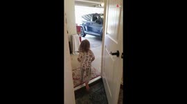 Little girl meets her new-born twin baby sisters for the first time *Heartwarming*