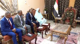Chairman of Sudan's sovereign council receives proposed initiative to form emergency gov't