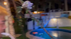 Aggressive snake caught inside pool villa in Thailand