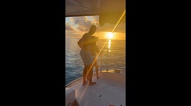 'Best day of my life!' - Girl gets proposed to on a boat trip during the golden hour