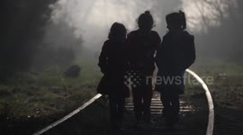 Sun rises in Idomeni after three days of rain