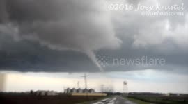 Dramatic footage of a large tornado in Arkansas