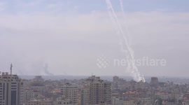 The Palestinian factions occupied five Israeli settlements adjacent to the Gaza Strip, captured a number of settlers, entered them into the Gaza Strip, and burned a large number of settlements, including the most important city of Ashkelon, adjacent to th