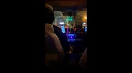 Rapping taxi driver amuses passengers in China