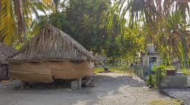 Chinese doctors deliver free medical services to remote Kiribati island