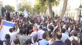 Hundreds attend Israel solidarity vigil in London outside Downing Street