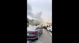 Chemical material leak on Shanxi Highway creates plumes of smoke