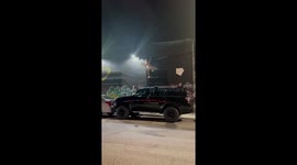 Off the wall! Woman climbs Miami building in wild moment
