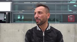 Passenger describes situation at Luton Airport following fire in Luton, UK
