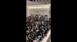 Shoppers rush into book fair on first day of opening in Bangkok