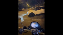 Sister's hilarious attempt at driving leaves her in stitches