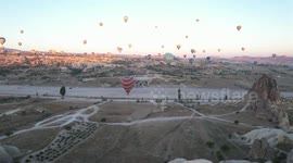 cappadocia turkey hot air balloon