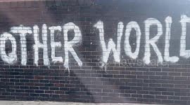 UK: Suspected Banksy’s New Mural Appears In Central London