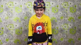 Kids show how to make freaky 'hole in belly' clothes design perfect for Halloween