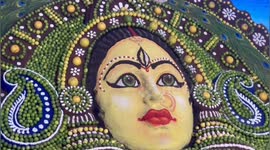 Sand artist creates incredible installation of Hindu deity using 5,000 lemons