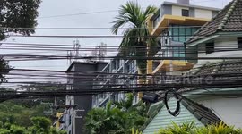 Russian tourist, 25, dies in fall from hotel on Thai island