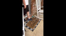 Woman shares precious moment of her husband finding out that they were expecting twins