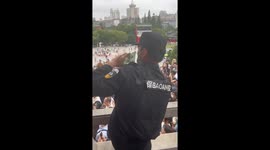 Vibrant Dance Performance at Tengwang Pavilion in China Comforts Massive Visitors in Long Queue