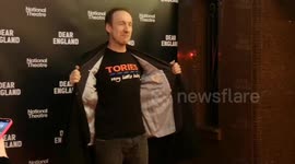 'Dear England' Press night featuring leader of Labour Party as well as shirt mocking Tories