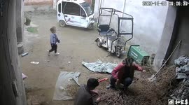 Girl twists electric cart's accelerator... sending it crashing into her mother