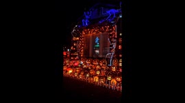 Homeowner's Stunning Halloween Display