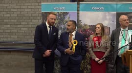 Labour take Tamworth in double by-election win, UK