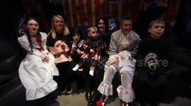 Family attract hundreds to epic Halloween home for 17th year
