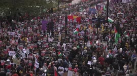 Thousands march through London streets, UK calling for a ceasefire on Gaza