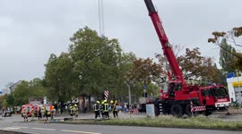 Heavy crash between car and police car on Friday morning in Reinickendorf