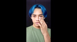 Beauty vlogger makes Halloween anime makeup look