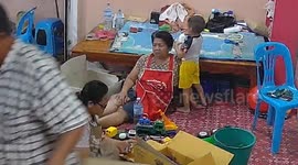 Toddler pours talcum powder over grandmother's head and finds it hilarious
