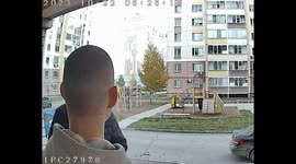 Drunk teenager threatens passerby with gun in western Russia