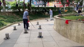 Grandfathers perform amazing spinning top workout in China