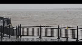 River Mersey getting choppy during strong winds from Storm Ciaràn