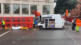 Pedestrian injured after police vehicle crashes in central London