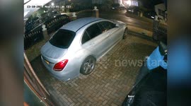 Shocking footage shows arsonist torching three cars - before running off with his pants on fire