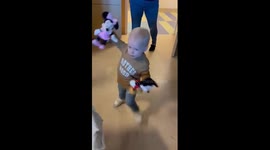 Toddler left gobsmacked after meeting newborn baby brother
