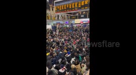 UK: Hundreds Of Pro-Palestine Protesters Call For Ceasefire At Liverpool Street Station 5