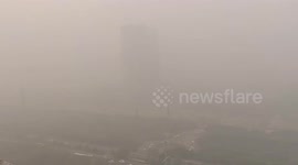 India: Delhi Chokes Under Blanket Of Severe Air Pollution, Schools Closed 3