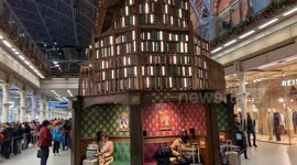 Stunning Christmas Tree installation at St Pancras Station