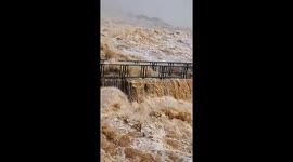 Powerful Iguazú Falls display nature's might amidst rising waters