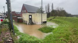 River levels high in Clyst St Mary near Exeter as Storm Ciaran hits UK