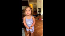 'Fix your attitude!' - Toddler tells her sister to fix her attitude with her